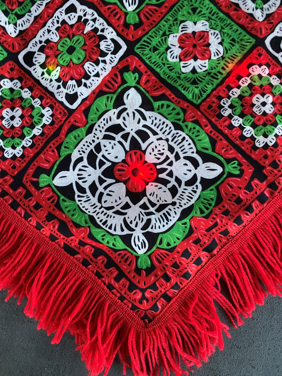 Rasta Imposta Weihnachts Poncho Kostüm LED Rot Grün Einheitsgröße